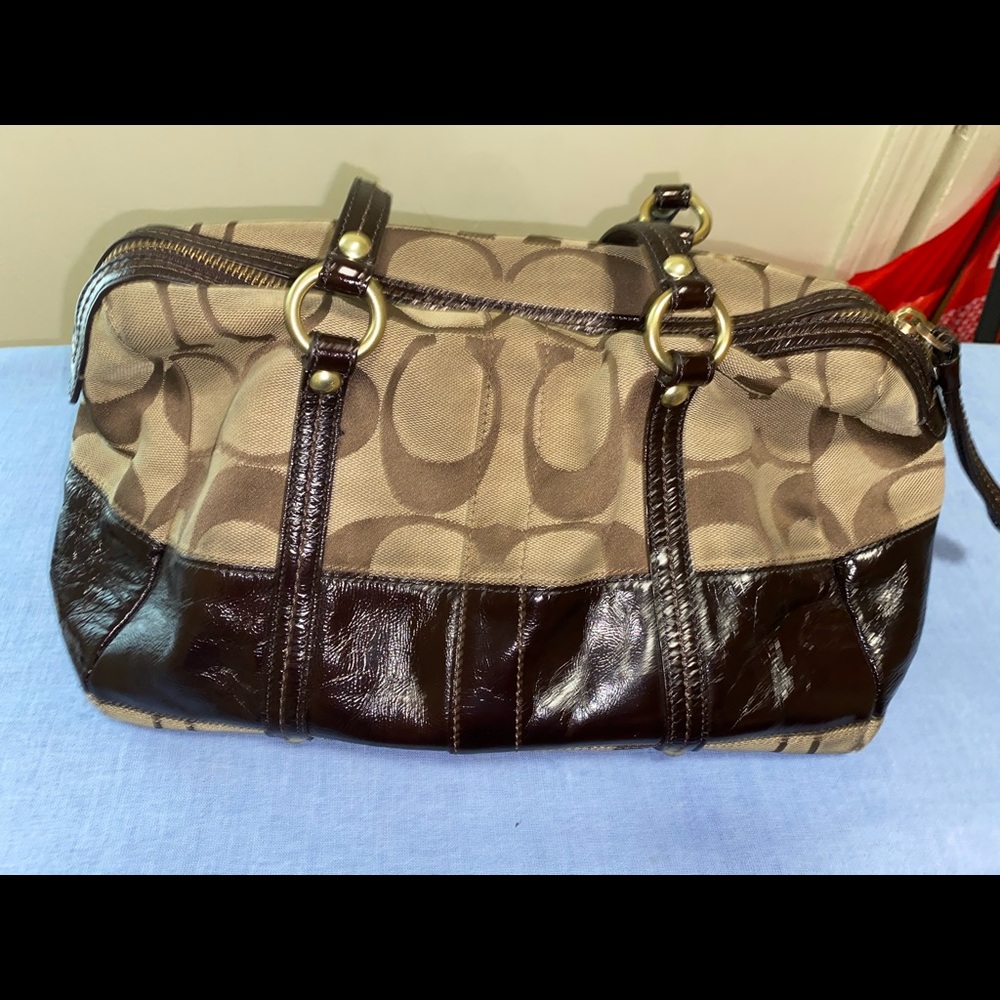 Coach bag with Brown Patten leather stripe